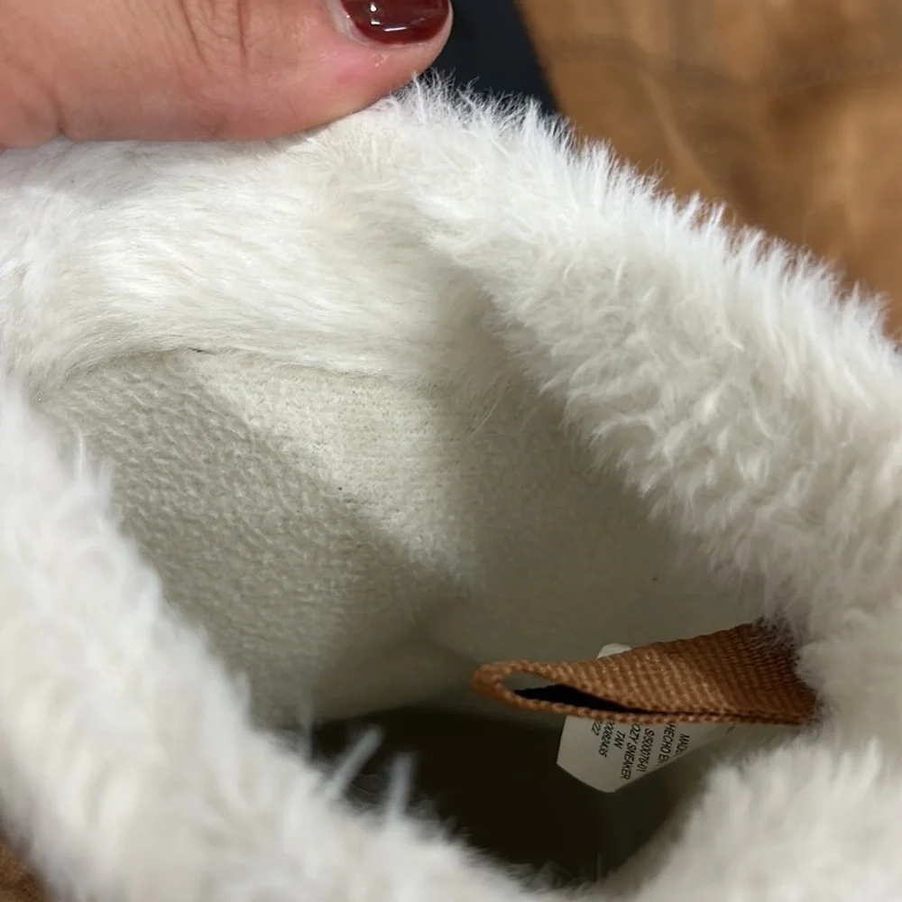 Old navy • girls faux suede faux fur lined boots